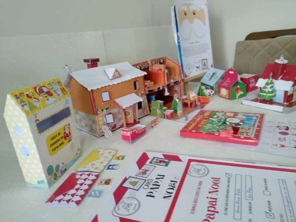 ALDEIA DO PAPAI NOEL COM POSTO DE CORREIOS+JOGOS - Imagem 2